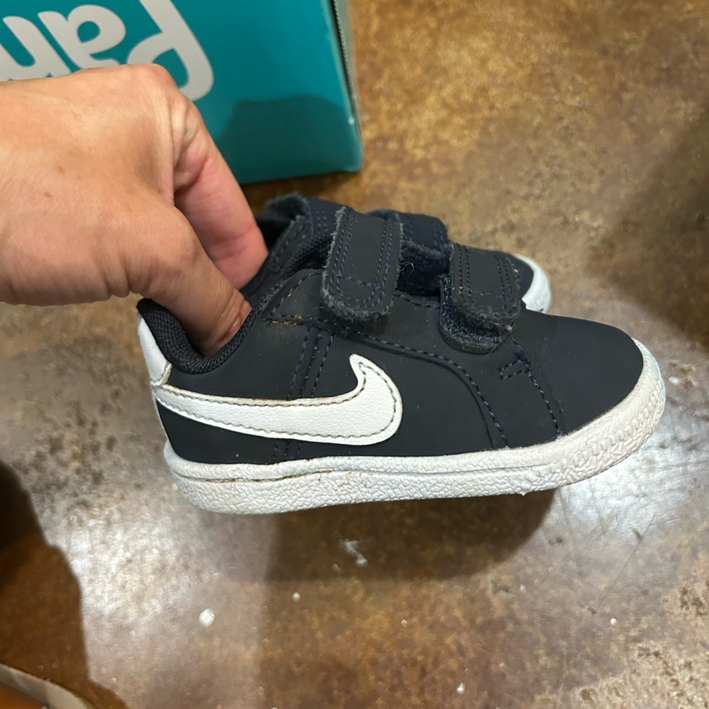 Nike Kids Navy and White Sneakers